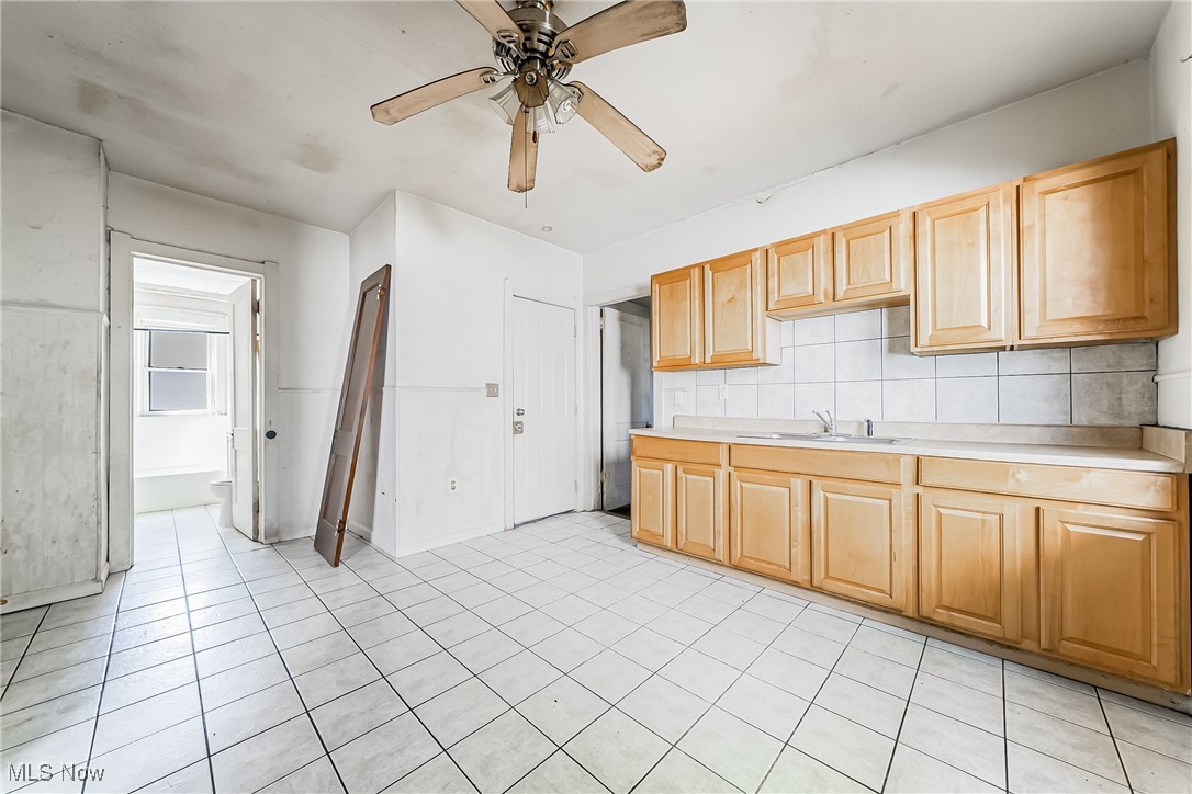 4010 Gifford Avenue