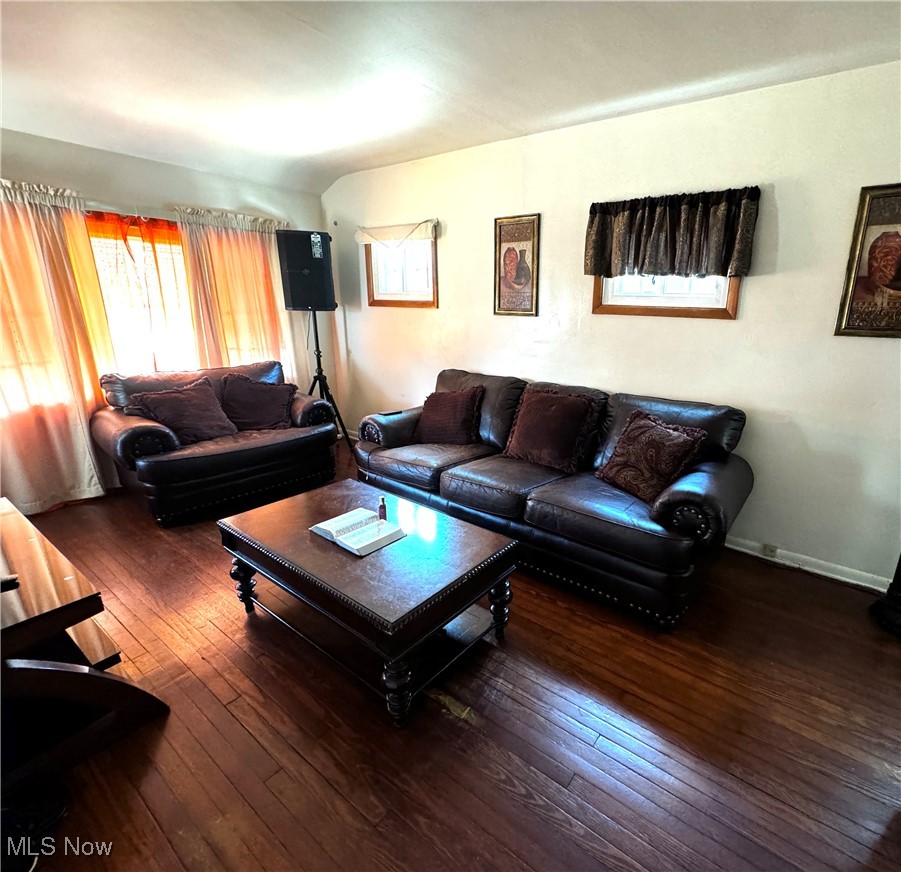 20151 Lindbergh Avenue