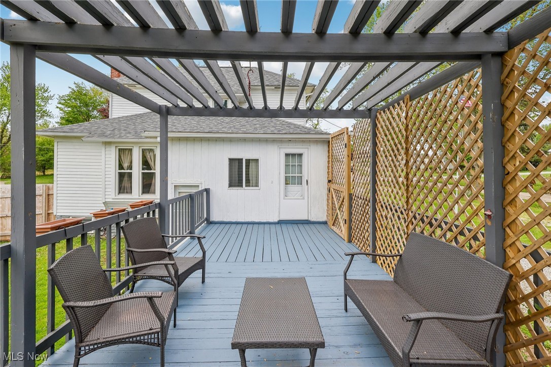 67 Pleasant Street