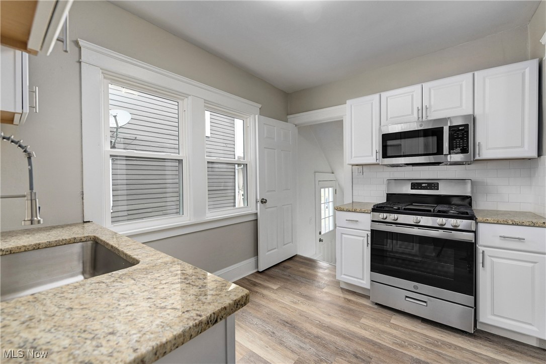 896 Selwyn Road