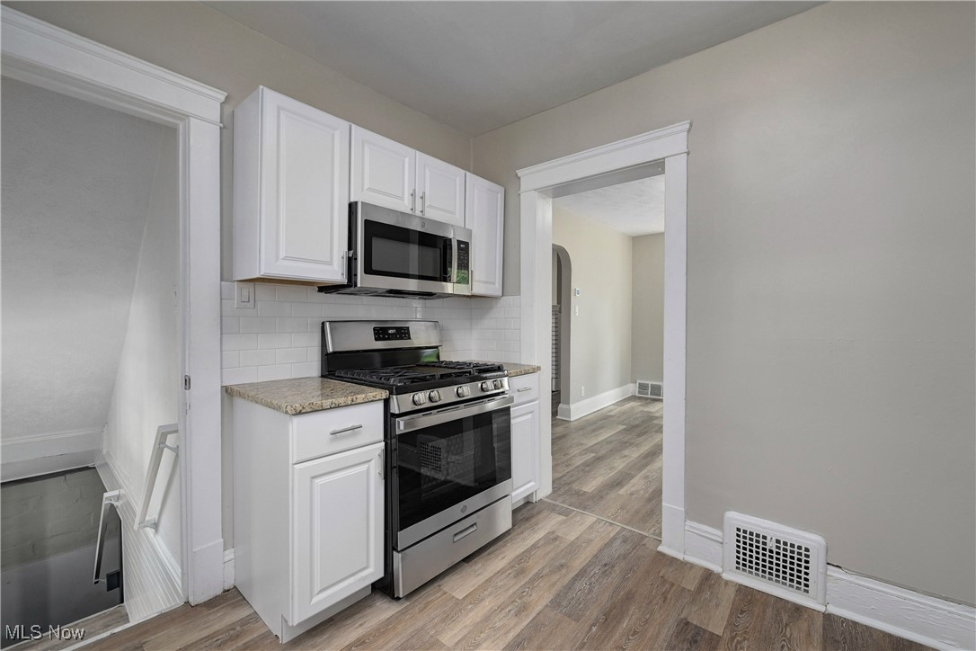 896 Selwyn Road