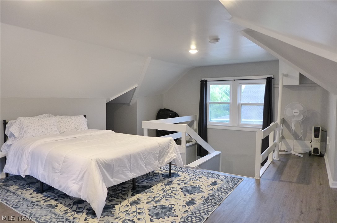 1453 W 107th Street