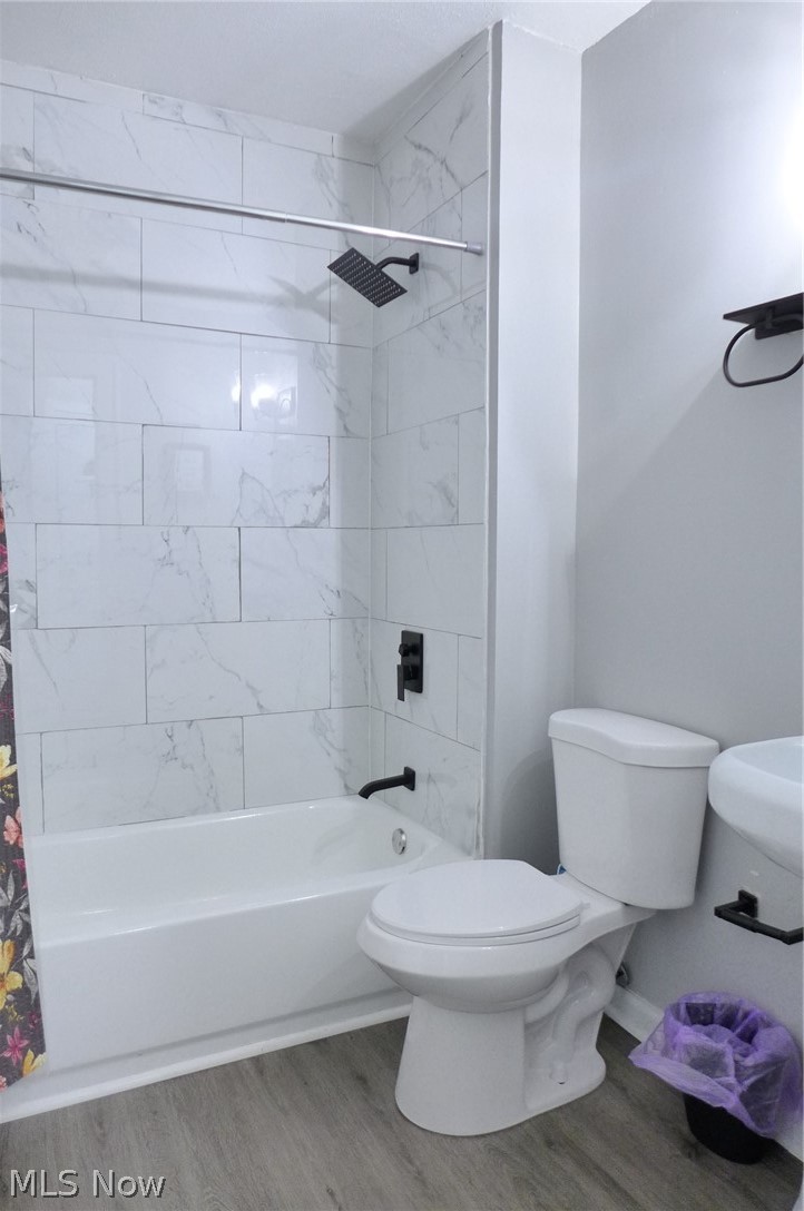 1453 W 107th Street