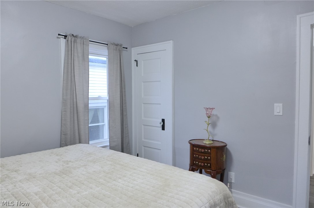 1453 W 107th Street