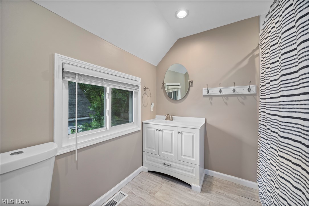 2115 W 93rd Street
