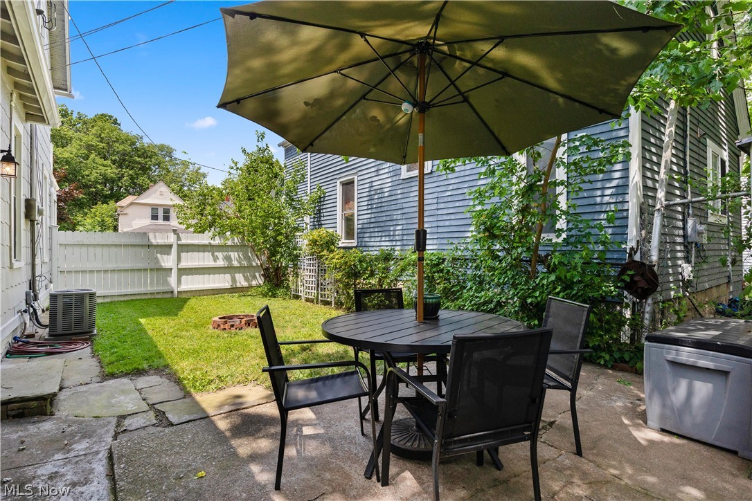 2115 W 93rd Street