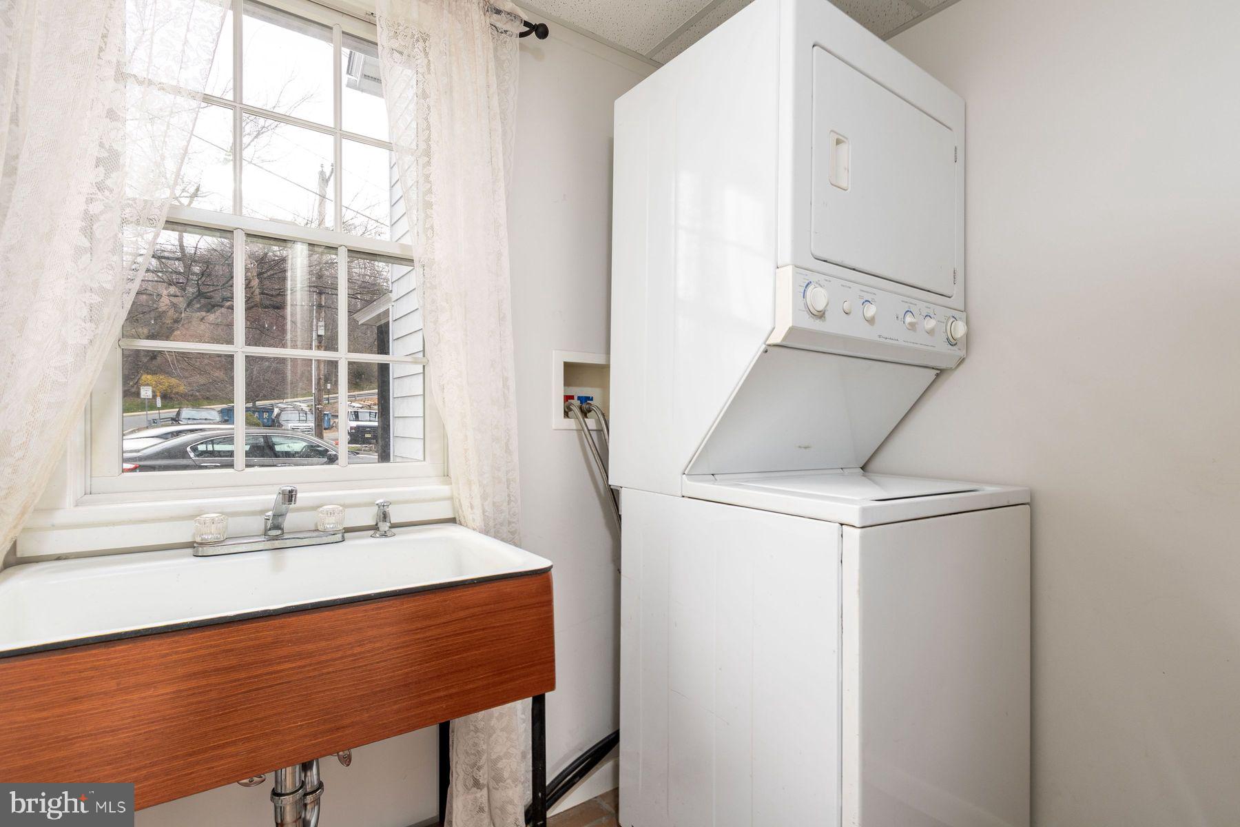 237 & 241 N MAIN STREET