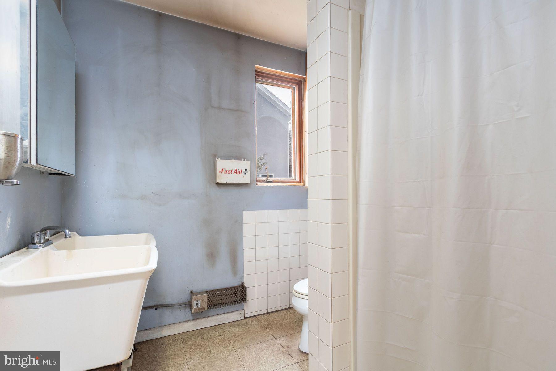 237 & 241 N MAIN STREET