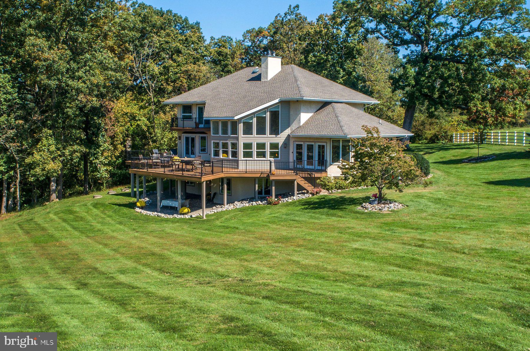 1052 STREET ROAD