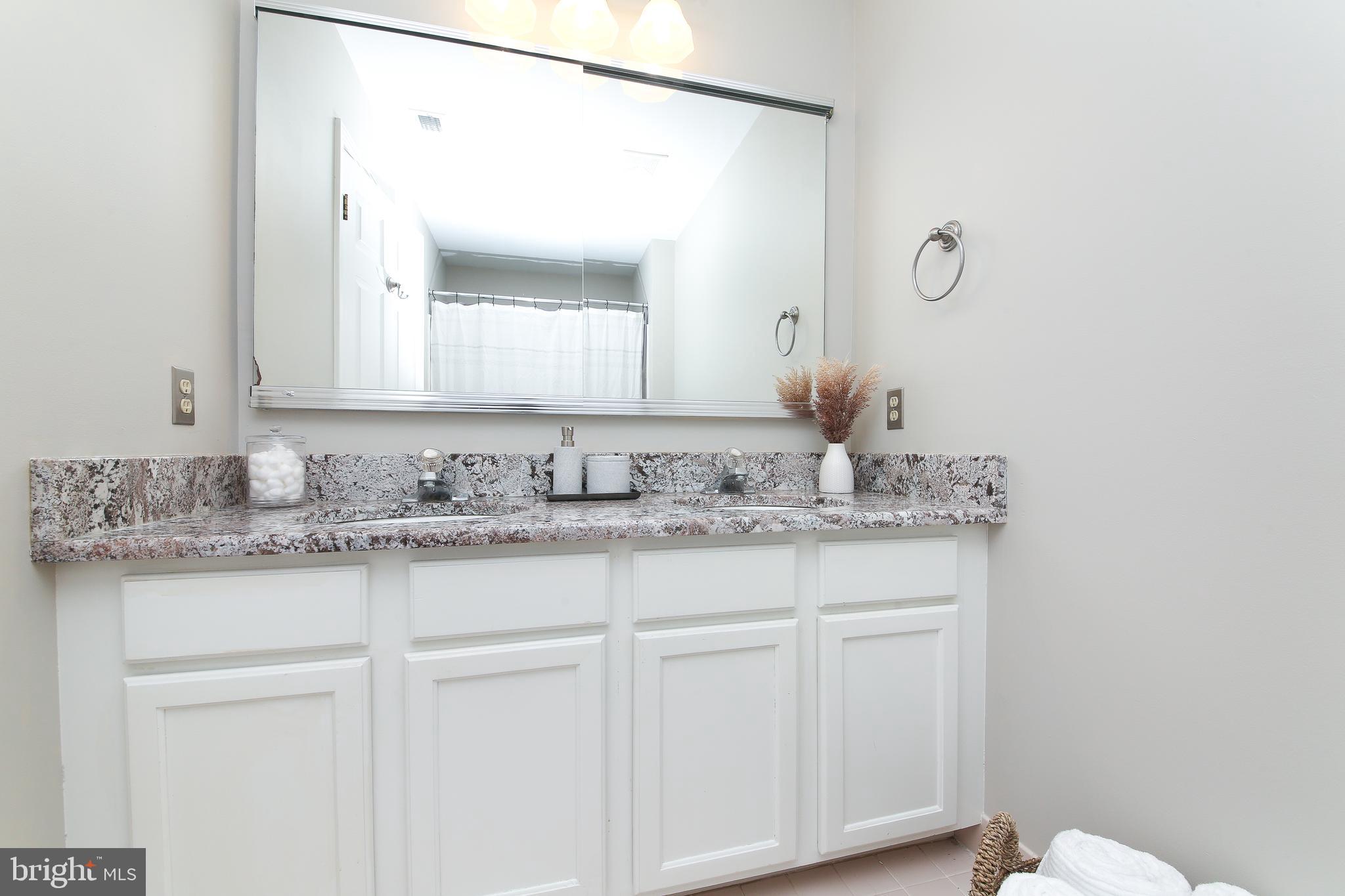 247 CREEKSIDE DRIVE