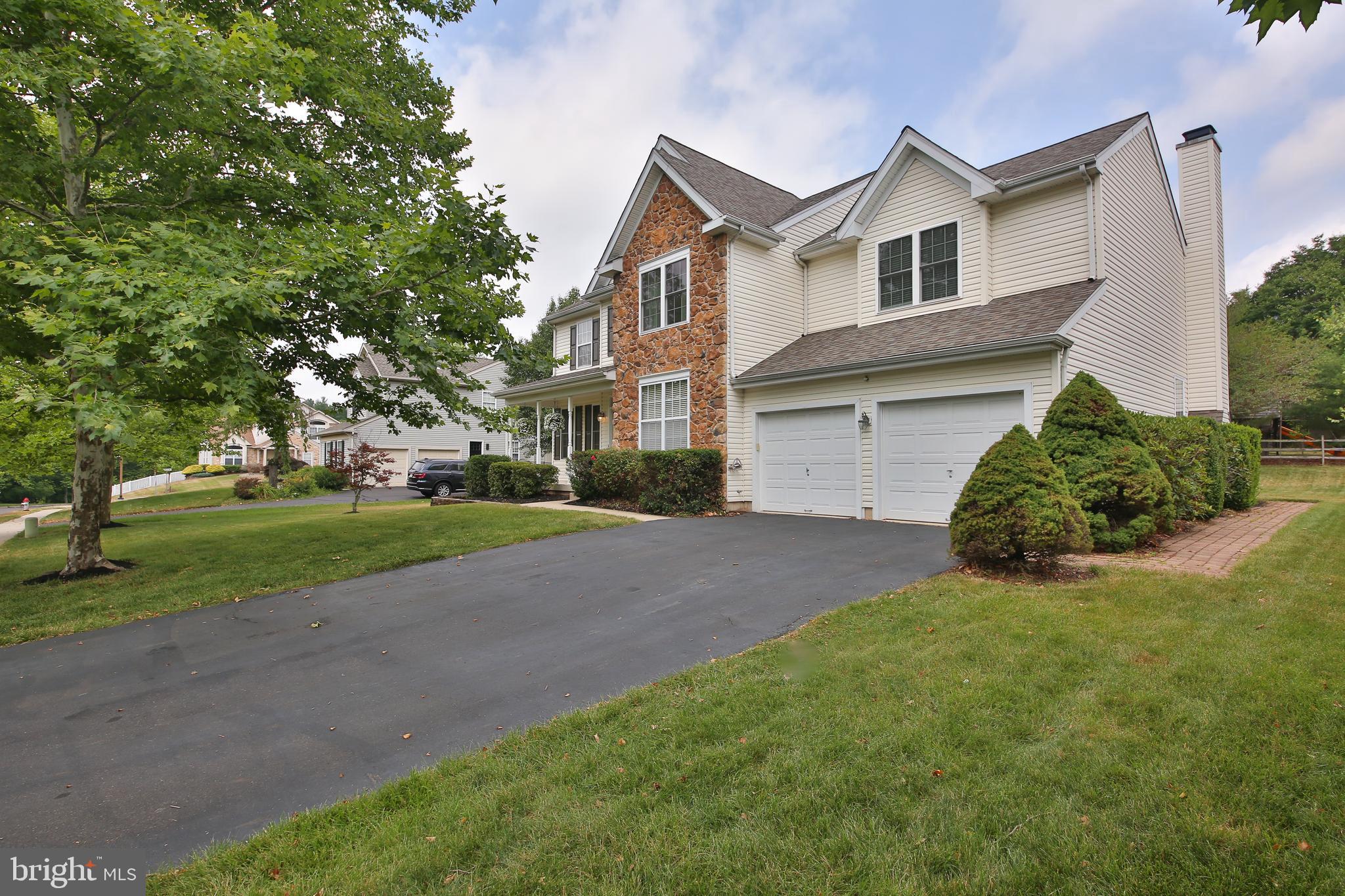 247 CREEKSIDE DRIVE