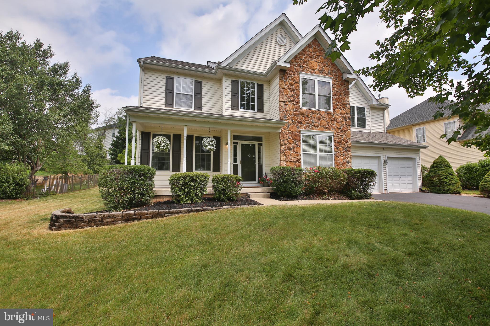 247 CREEKSIDE DRIVE