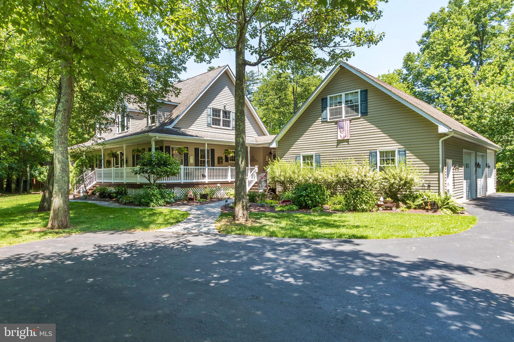 1577 CHESTNUT RIDGE ROAD