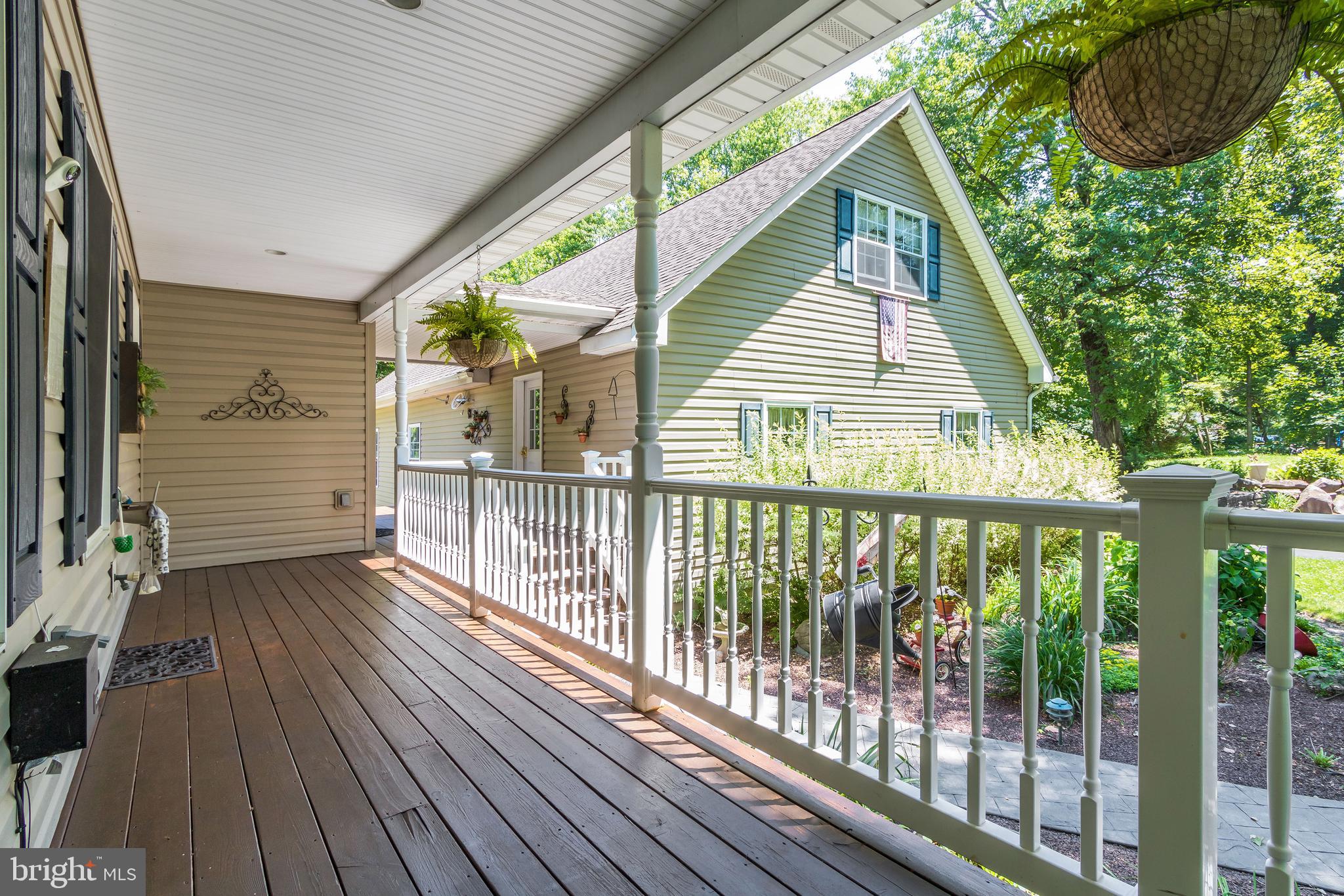 1577 CHESTNUT RIDGE ROAD