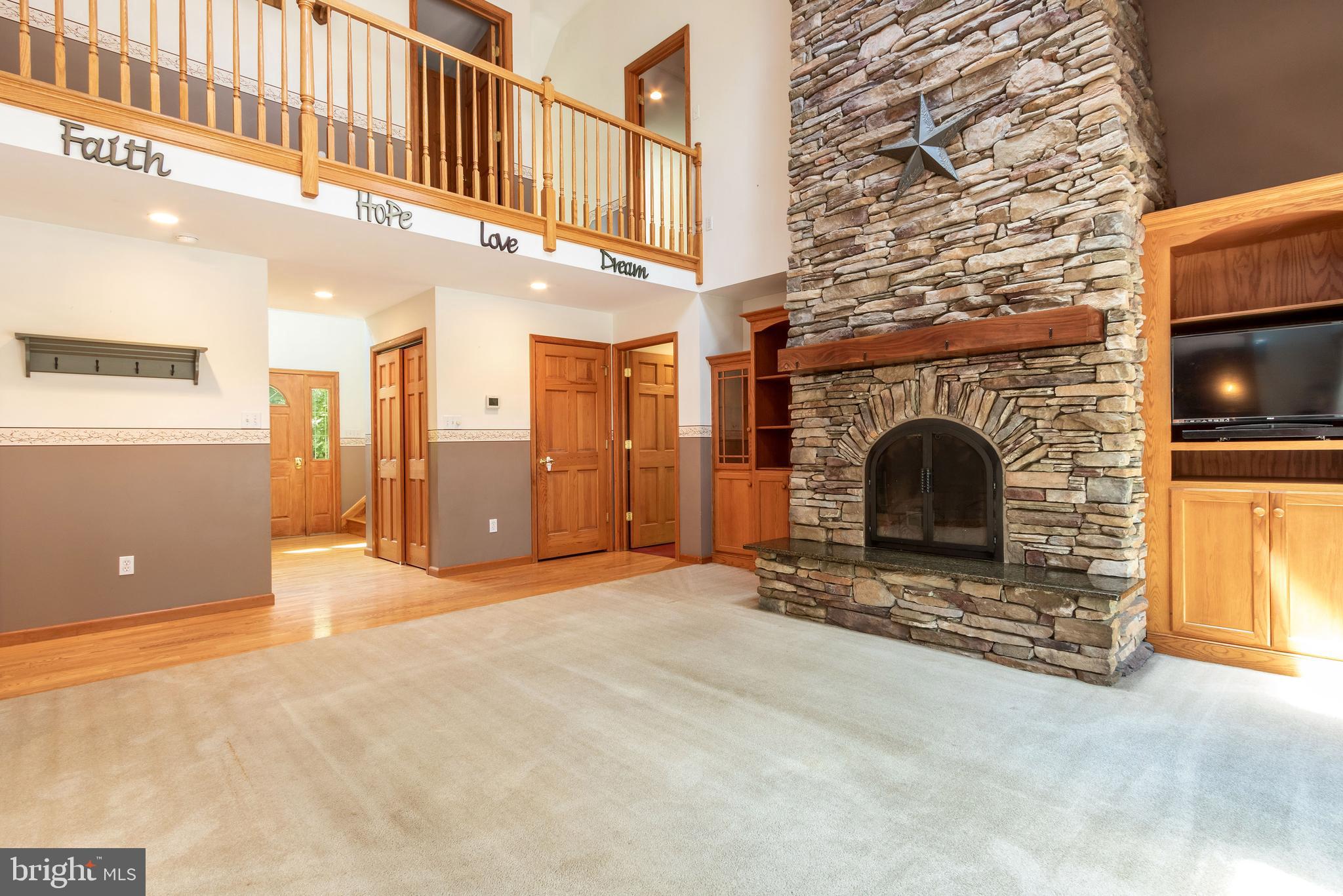 1577 CHESTNUT RIDGE ROAD