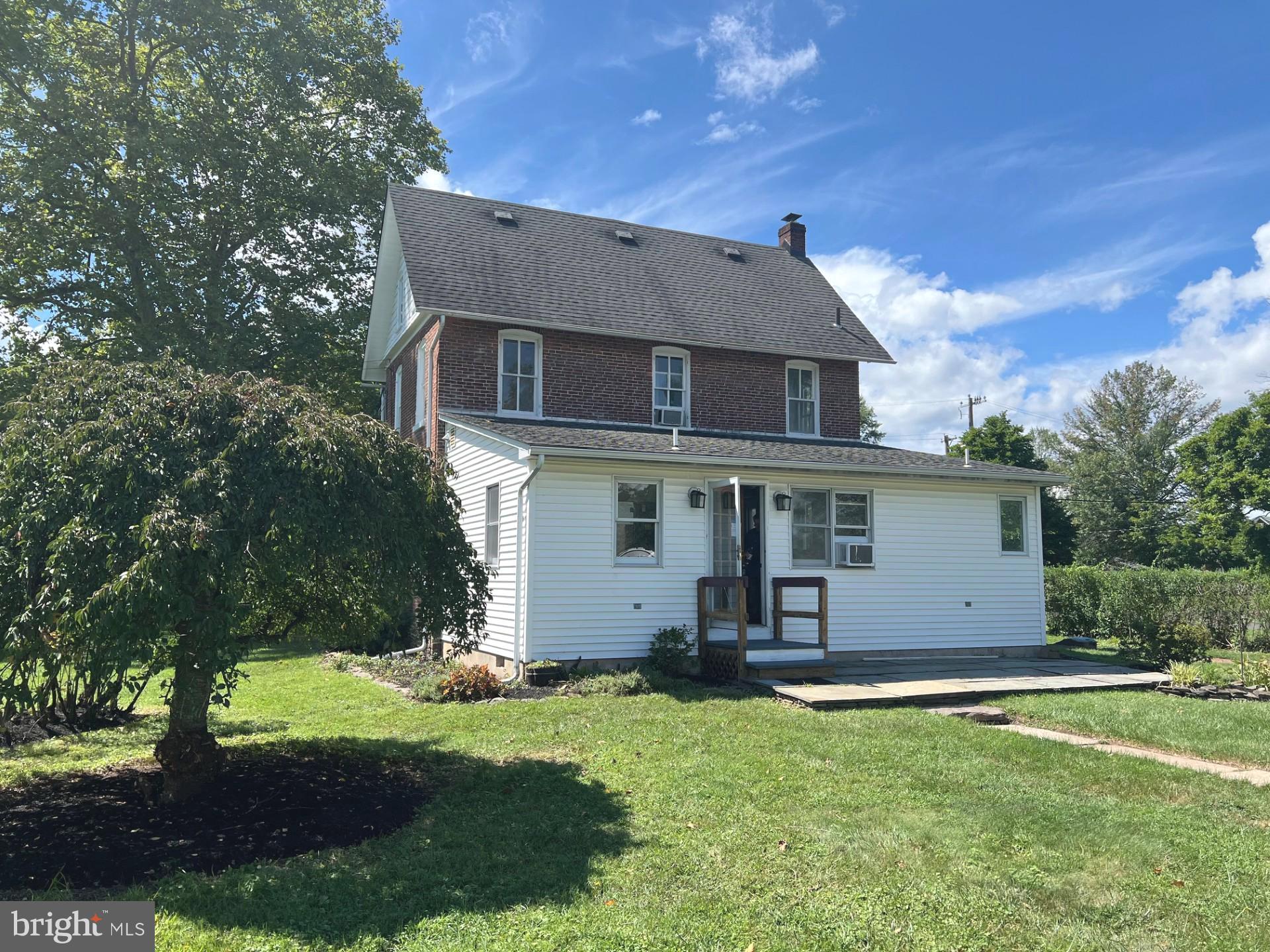 7121 OLD EASTON ROAD
