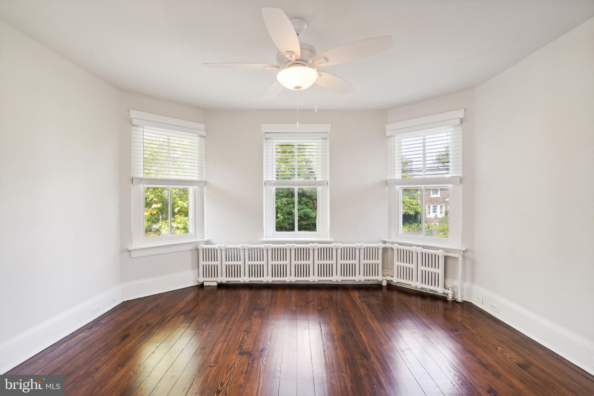 7121 OLD EASTON ROAD