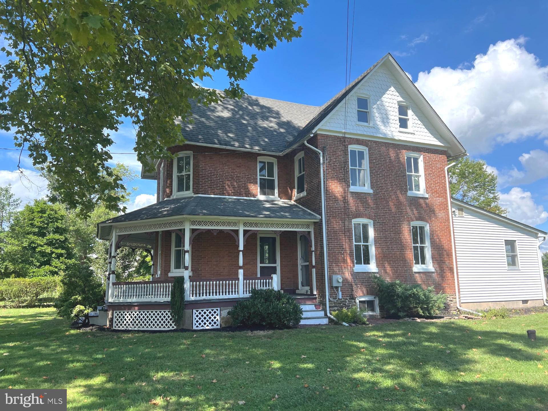 7121 OLD EASTON ROAD