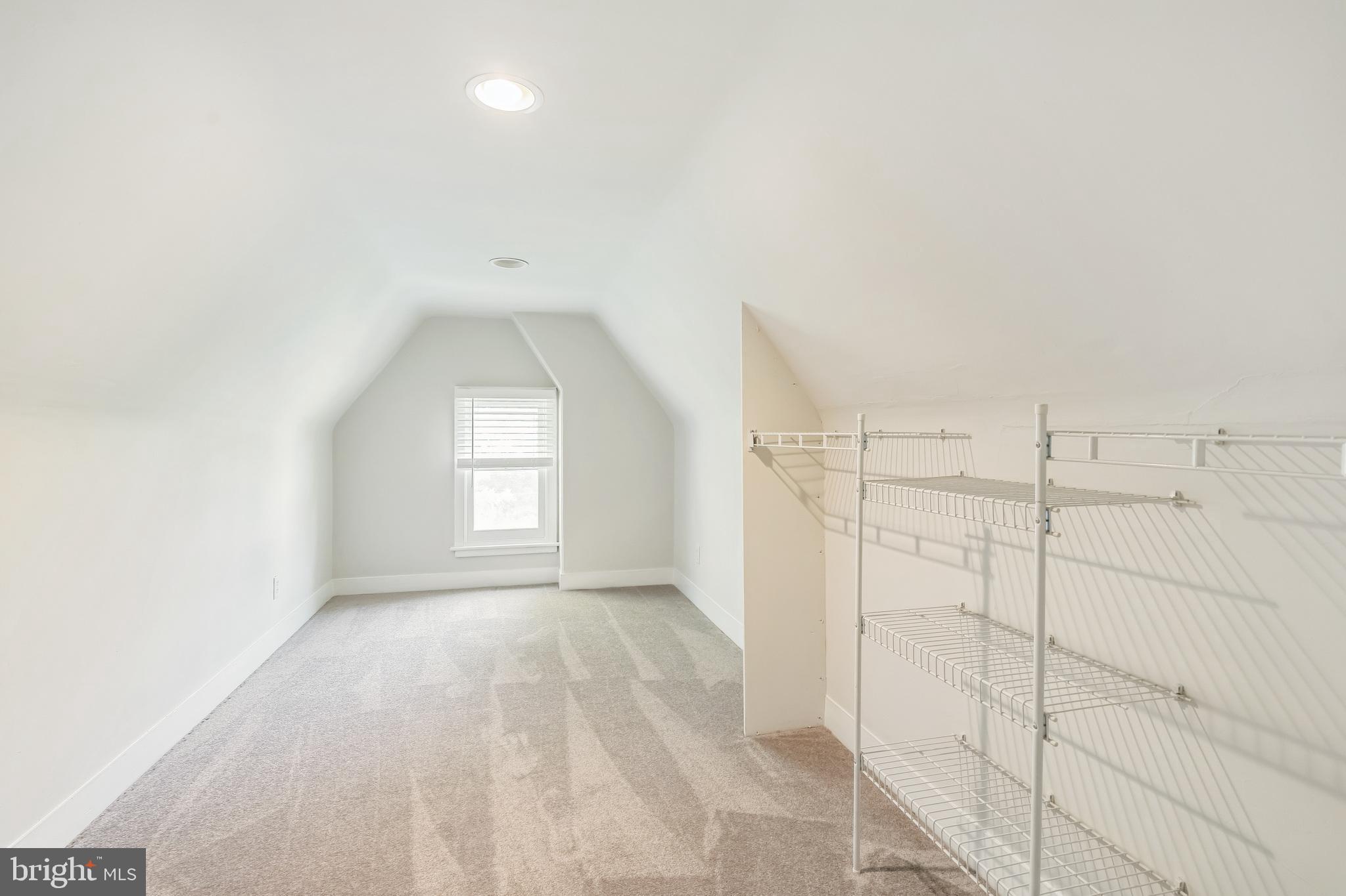 7121 OLD EASTON ROAD