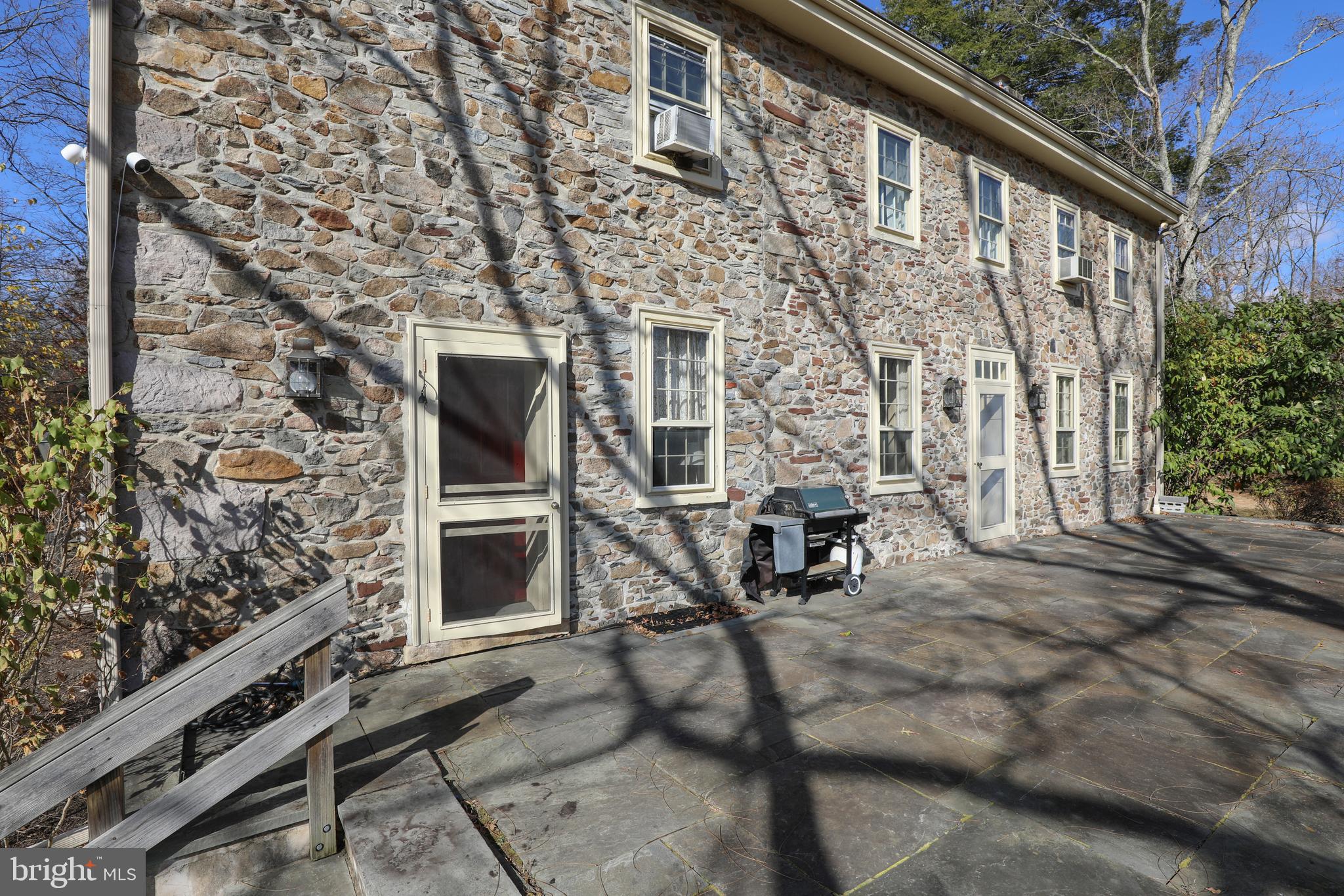 6324 PIDCOCK CREEK ROAD