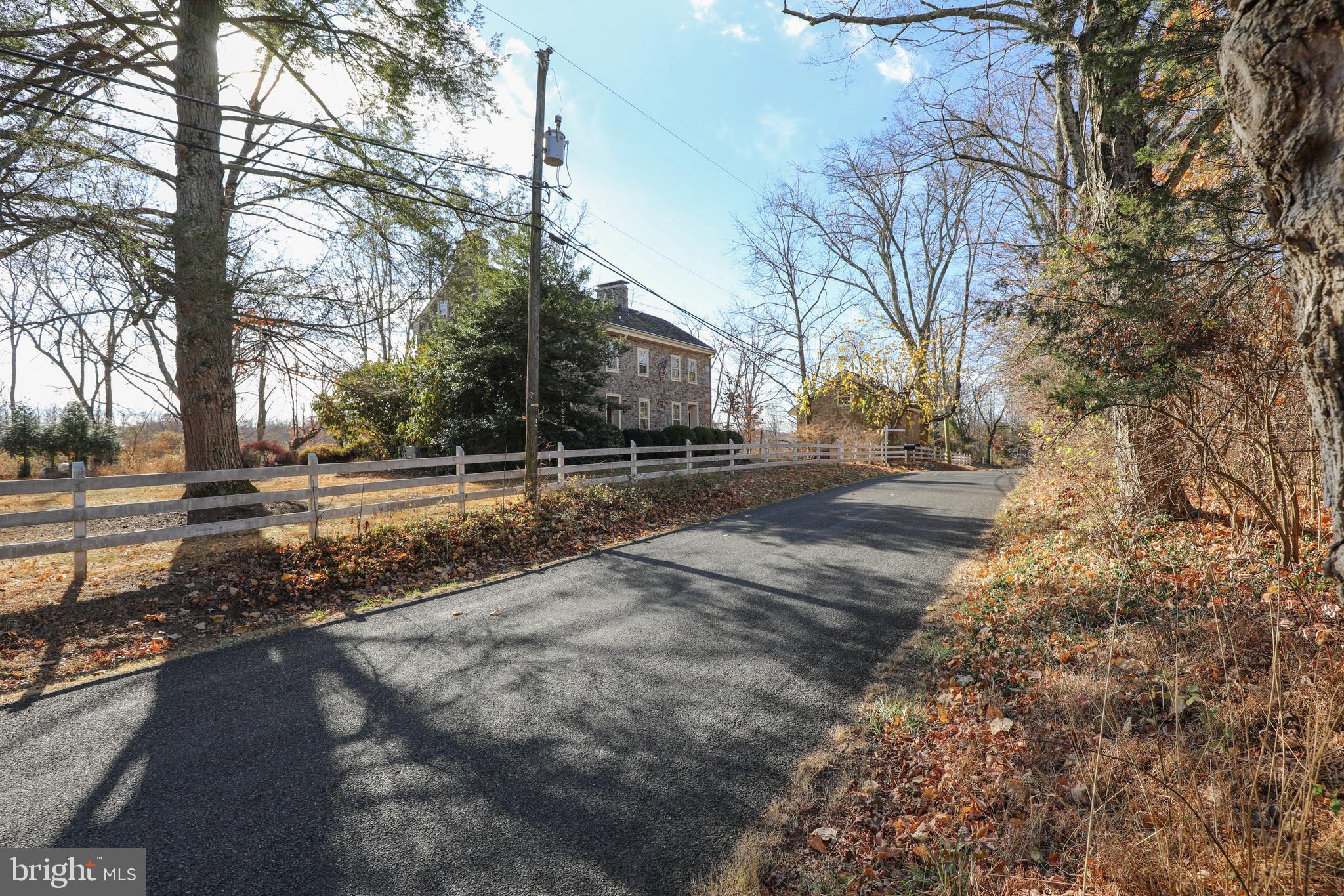 6324 PIDCOCK CREEK ROAD