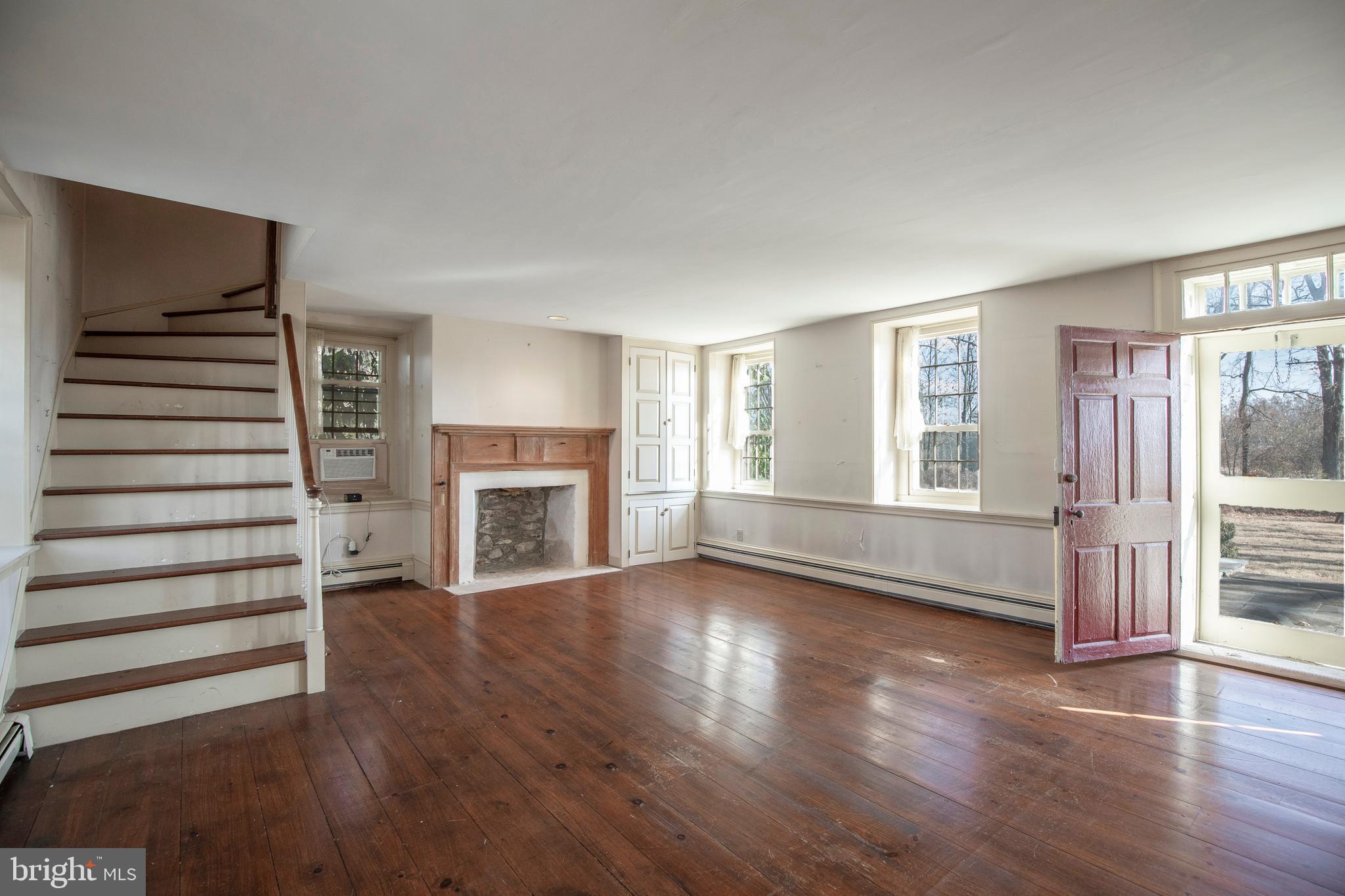 6324 PIDCOCK CREEK ROAD