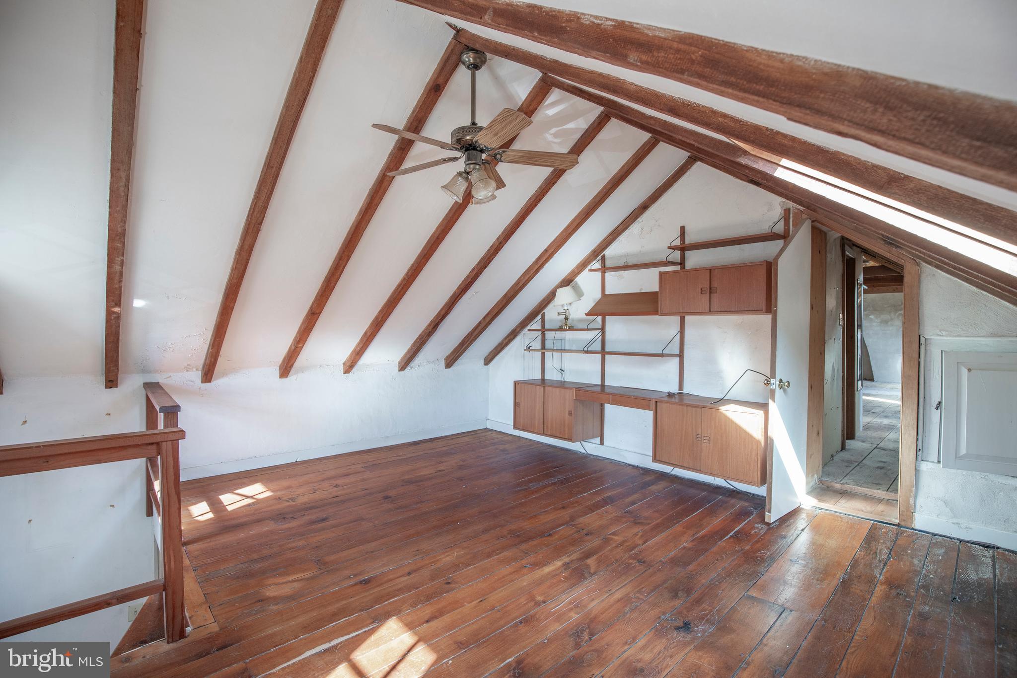 6324 PIDCOCK CREEK ROAD