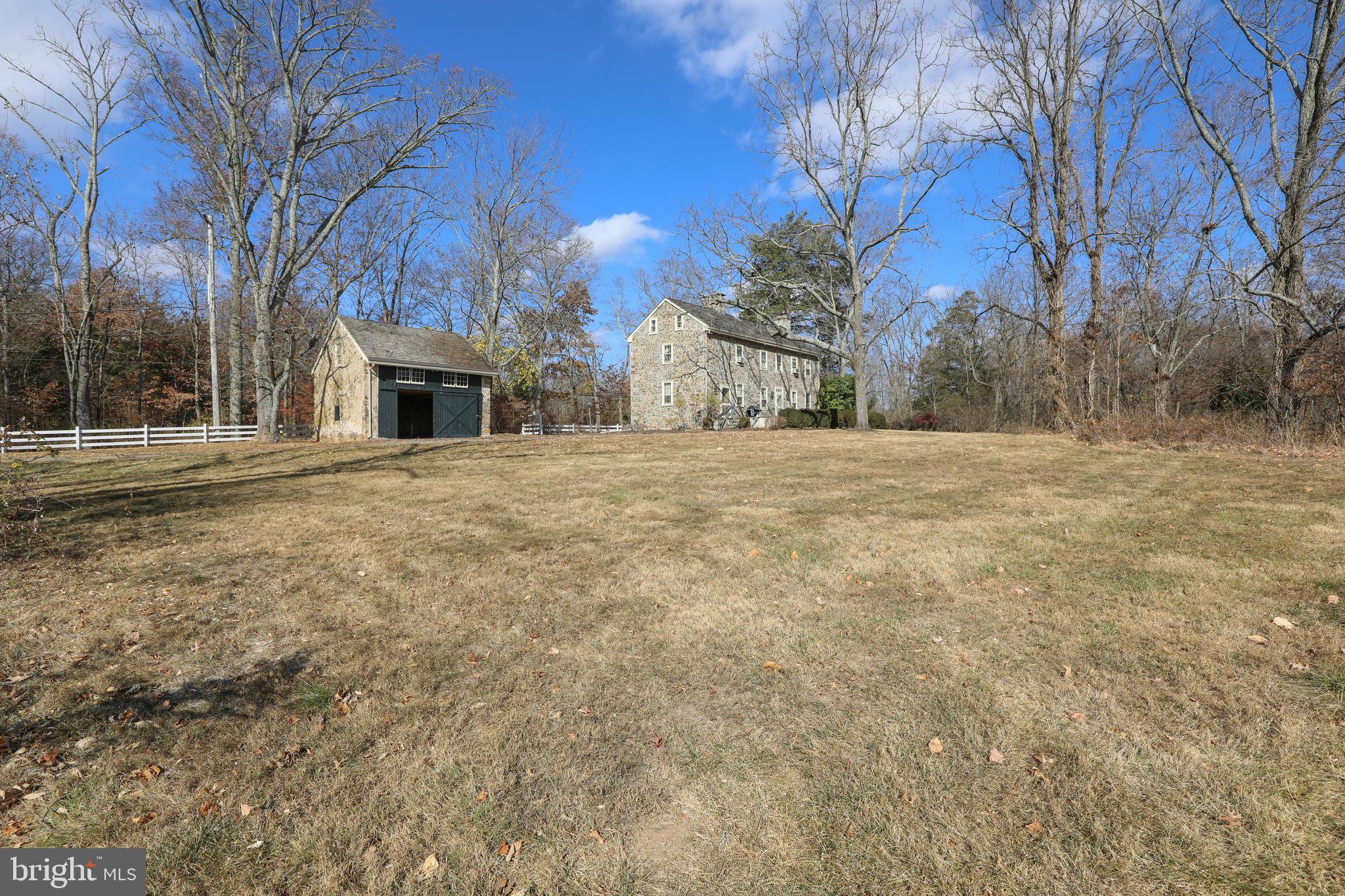 6324 PIDCOCK CREEK ROAD