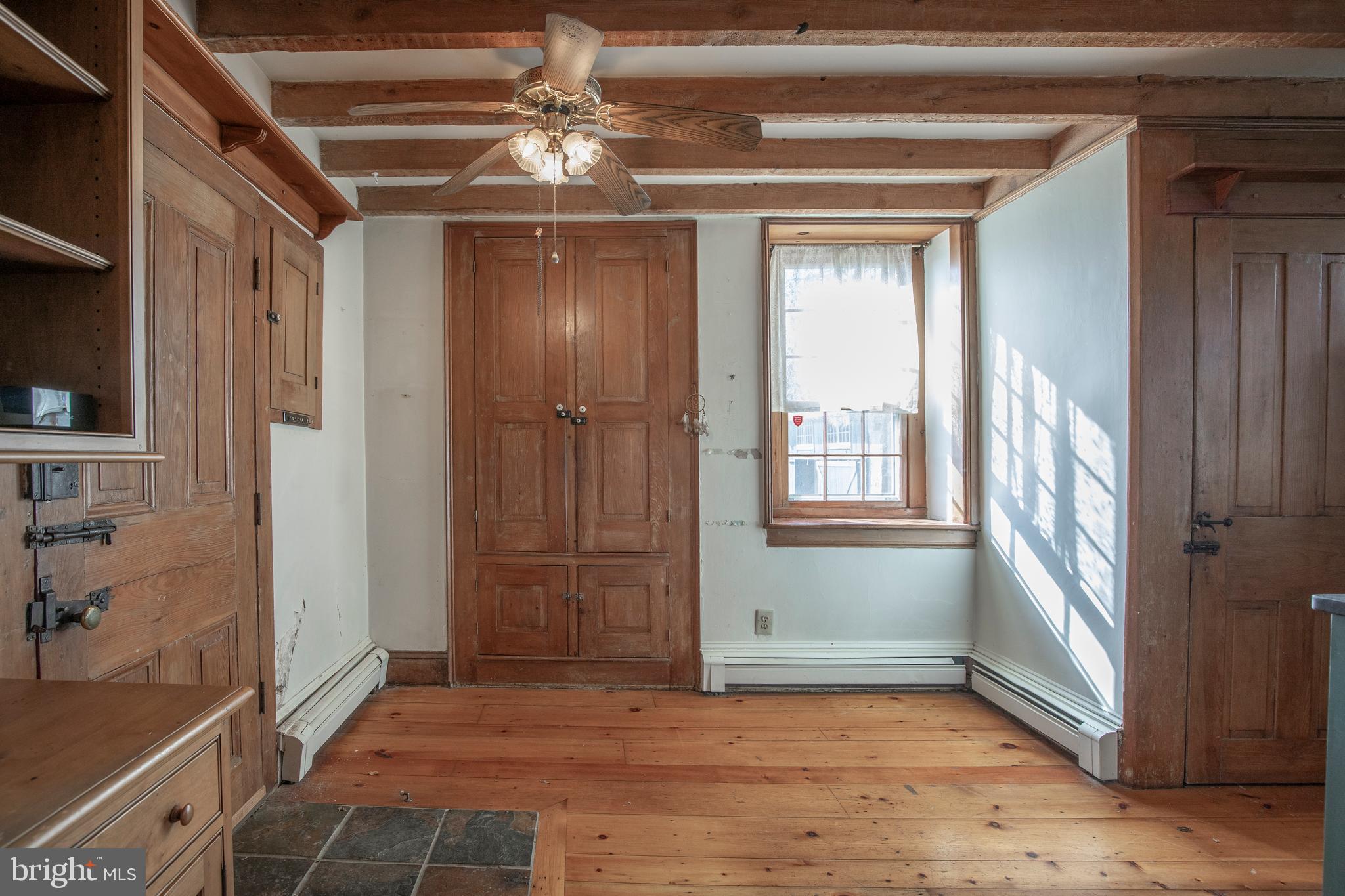 6324 PIDCOCK CREEK ROAD