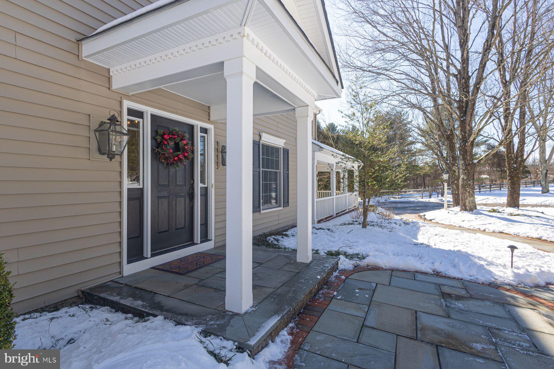 968 HIGHLAND ROAD