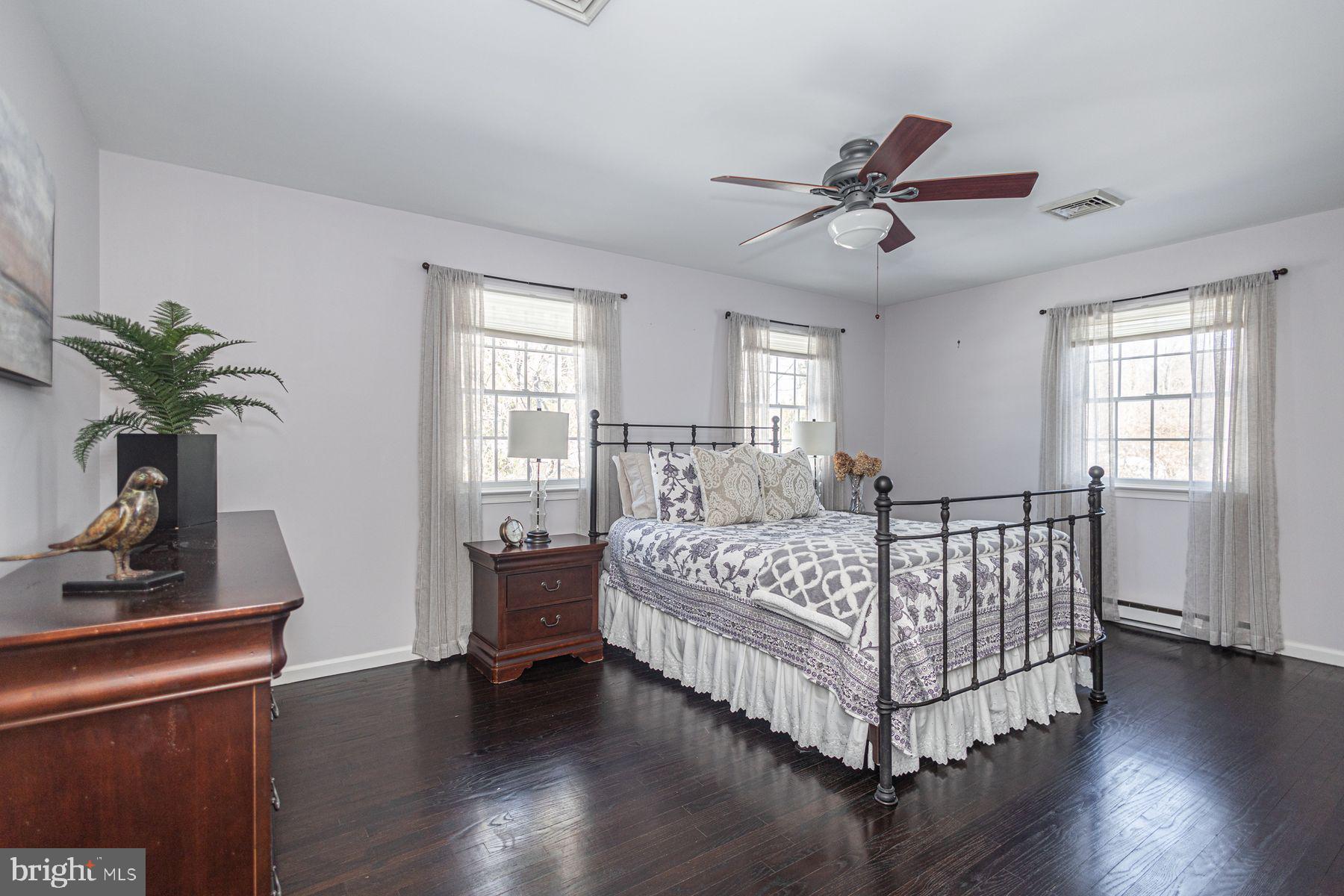 968 HIGHLAND ROAD