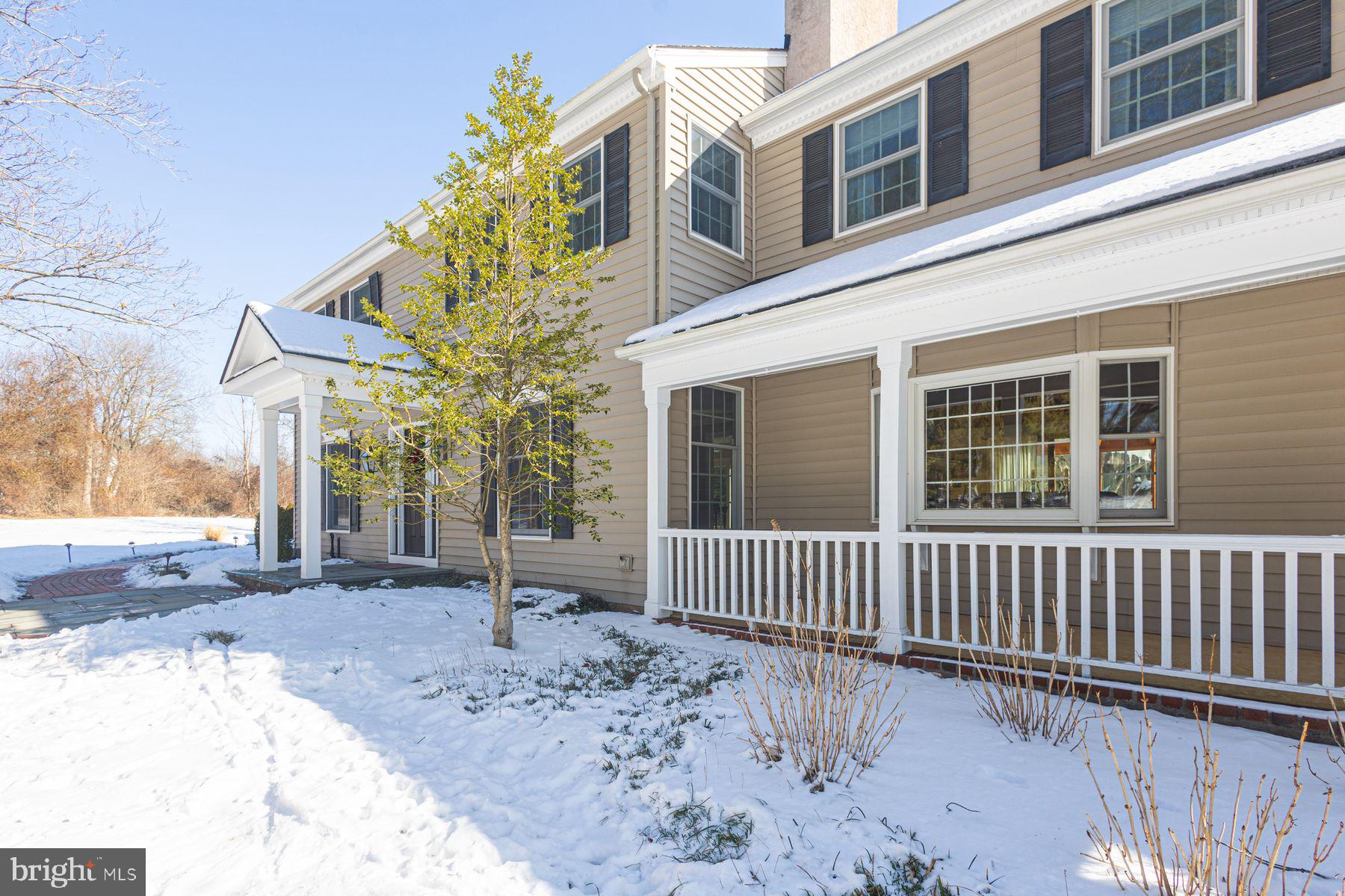 968 HIGHLAND ROAD