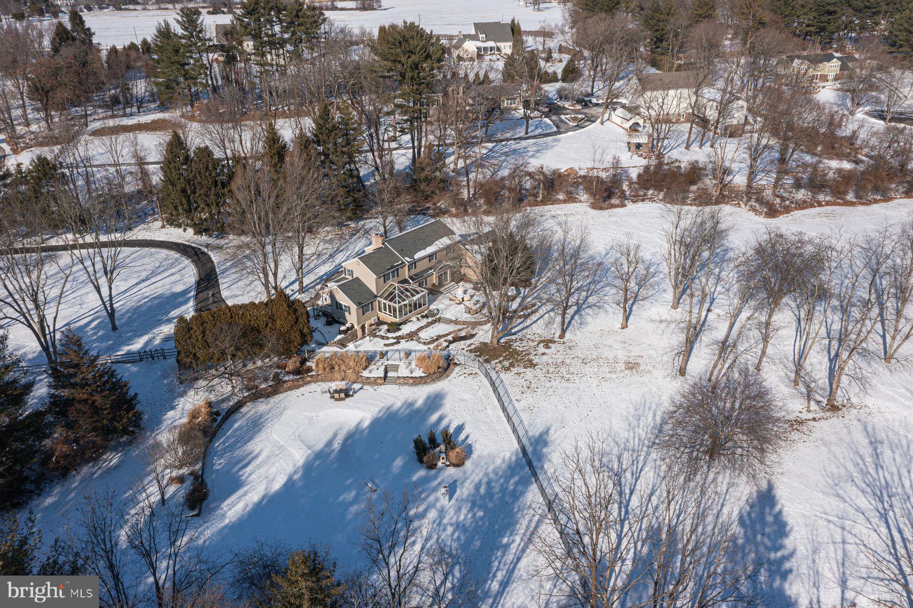 968 HIGHLAND ROAD