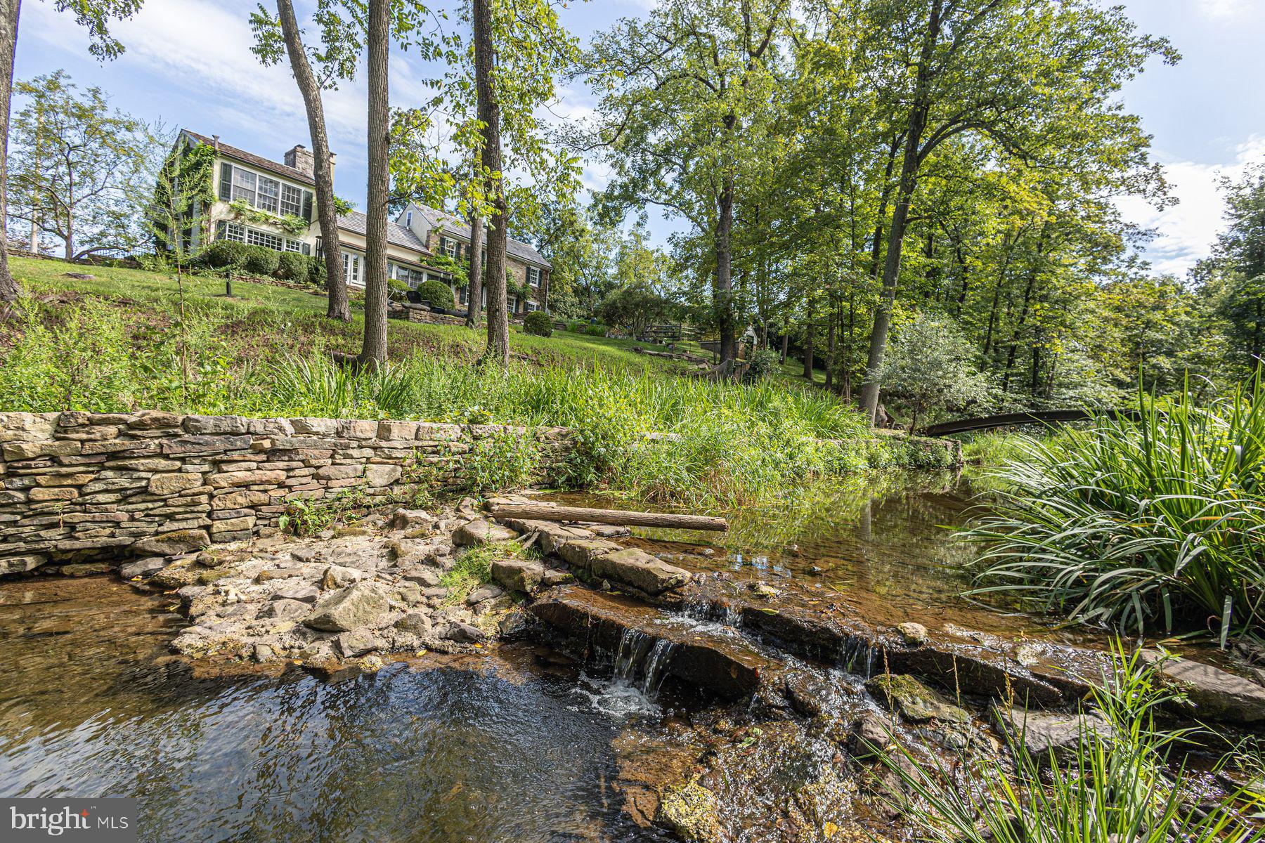 5925 CARVERSVILLE ROAD