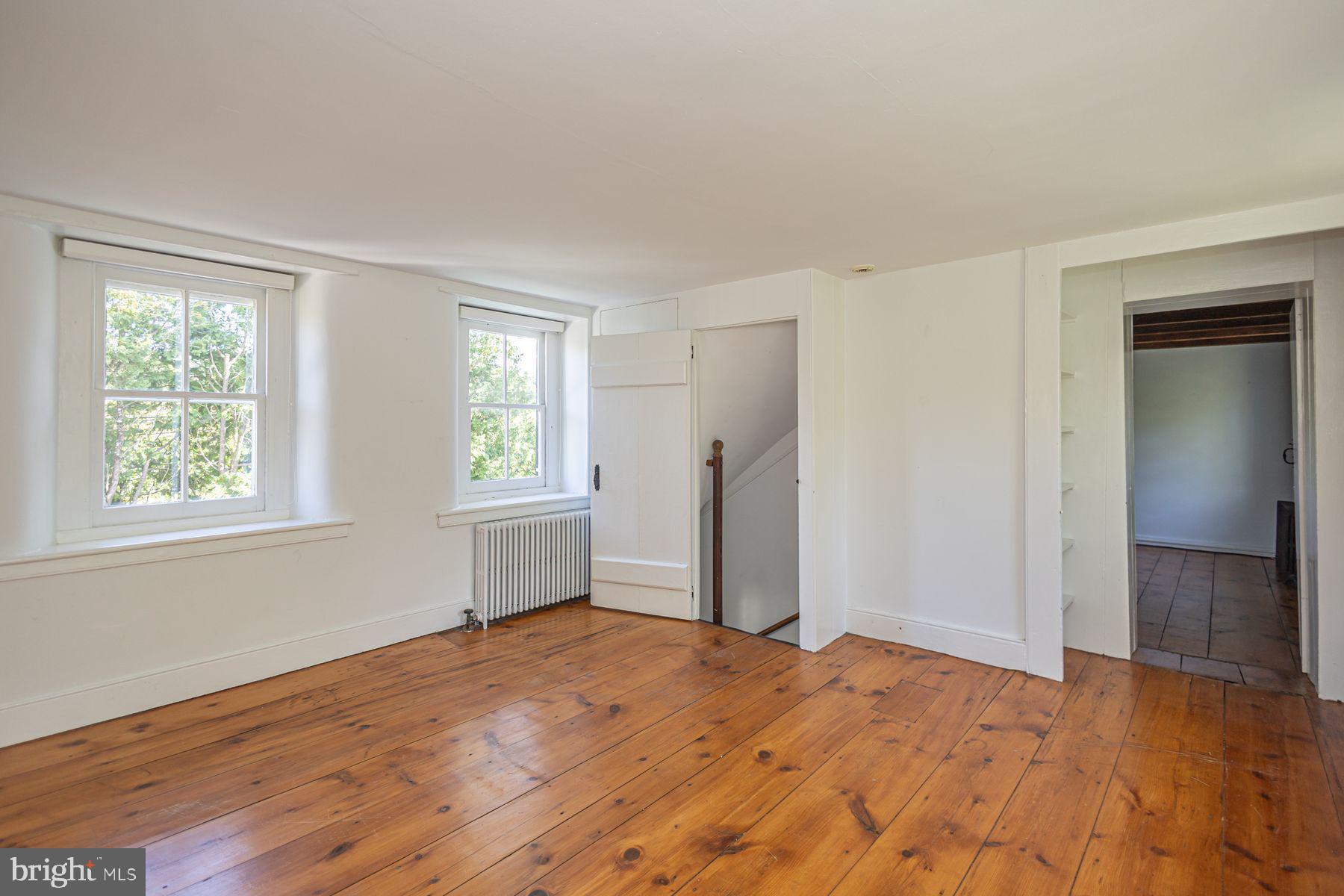5925 CARVERSVILLE ROAD