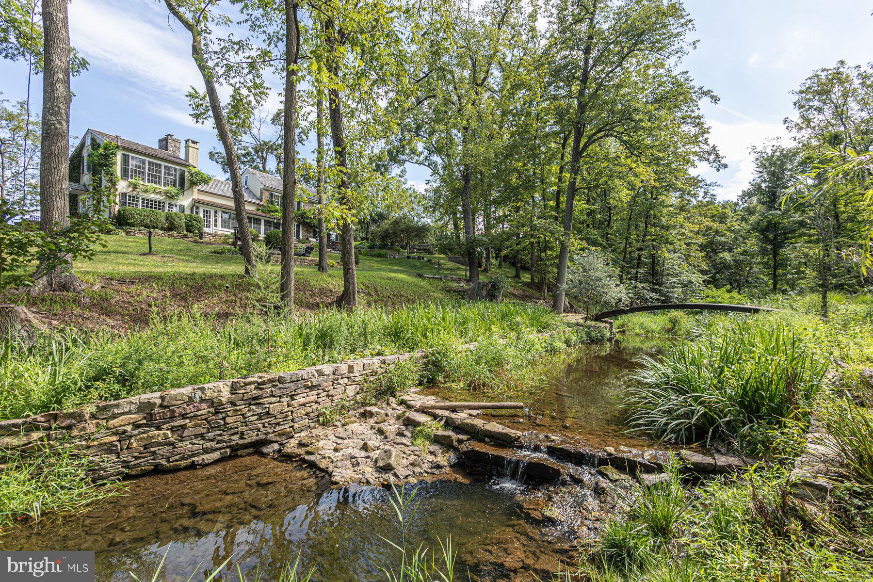 5925 CARVERSVILLE ROAD