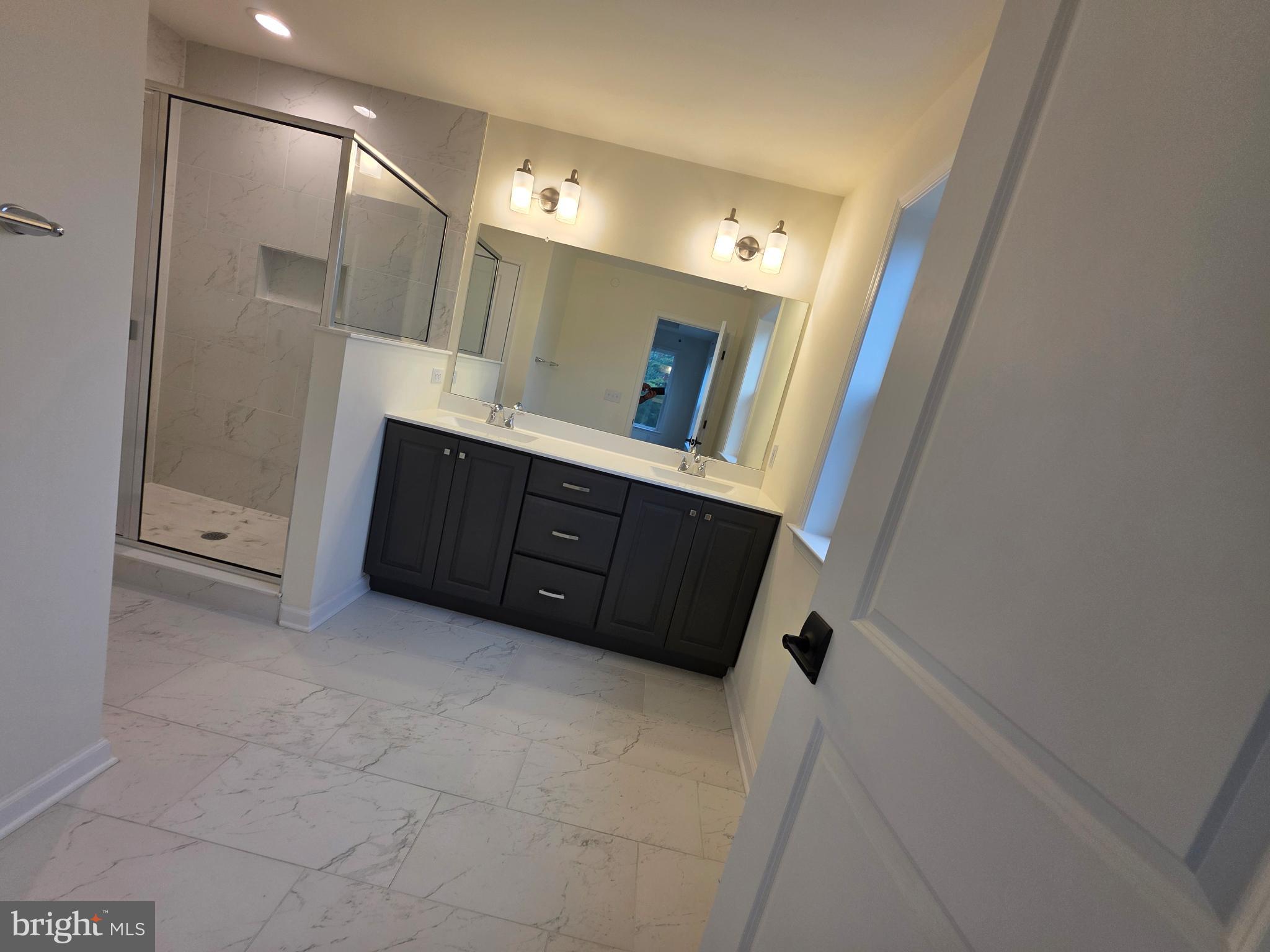 48 PARRY WAY