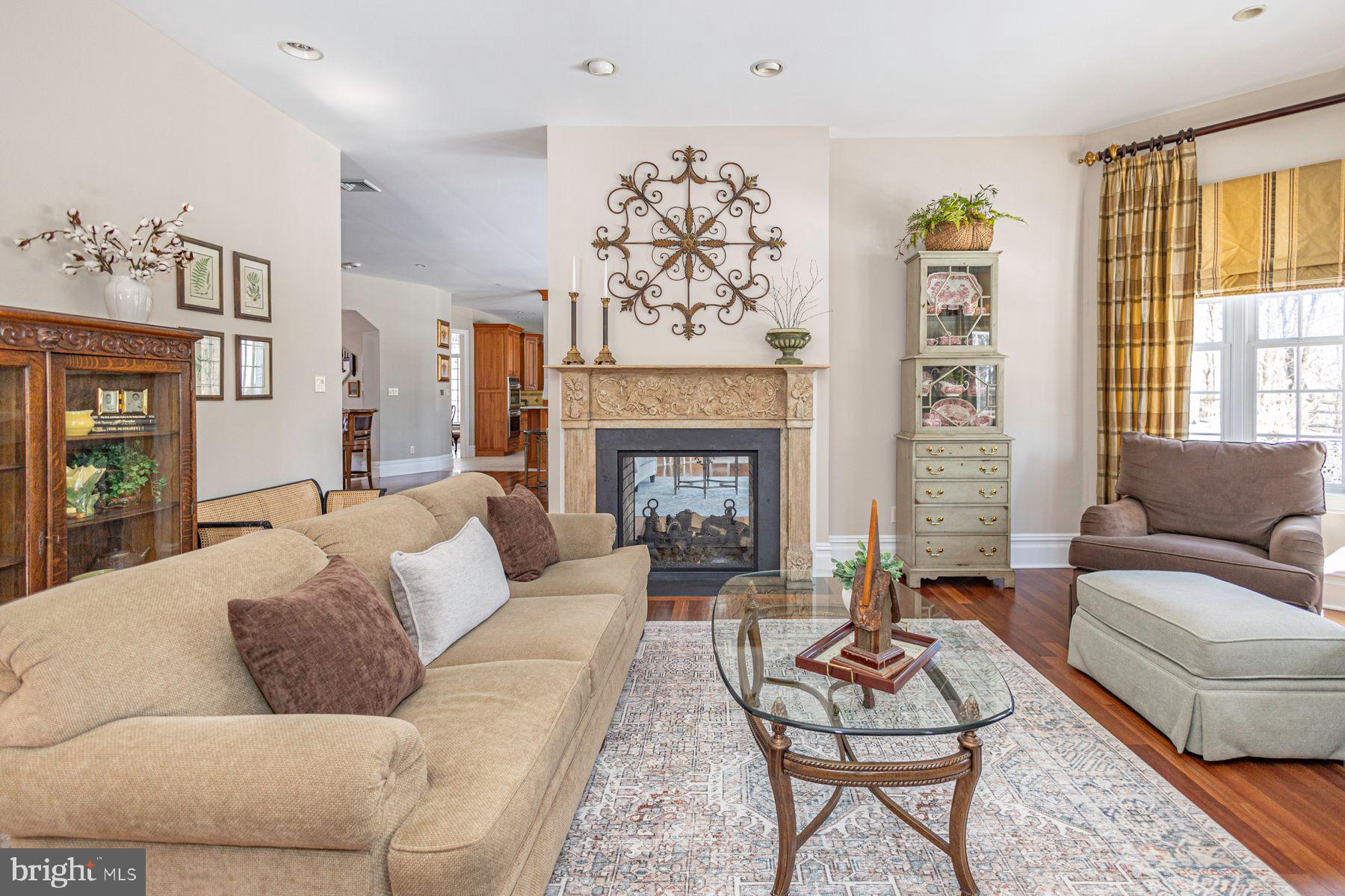 5311 MOUNTAIN TOP ROAD E