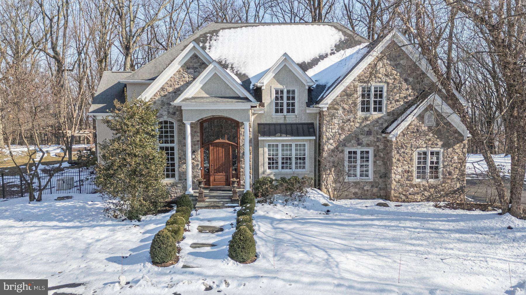 5311 MOUNTAIN TOP ROAD E