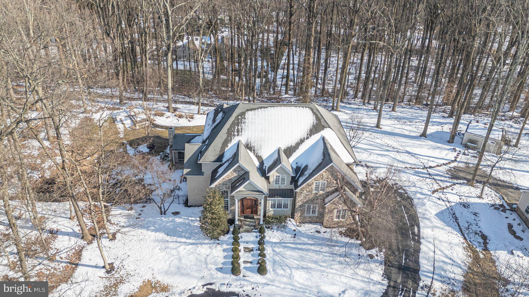 5311 MOUNTAIN TOP ROAD E