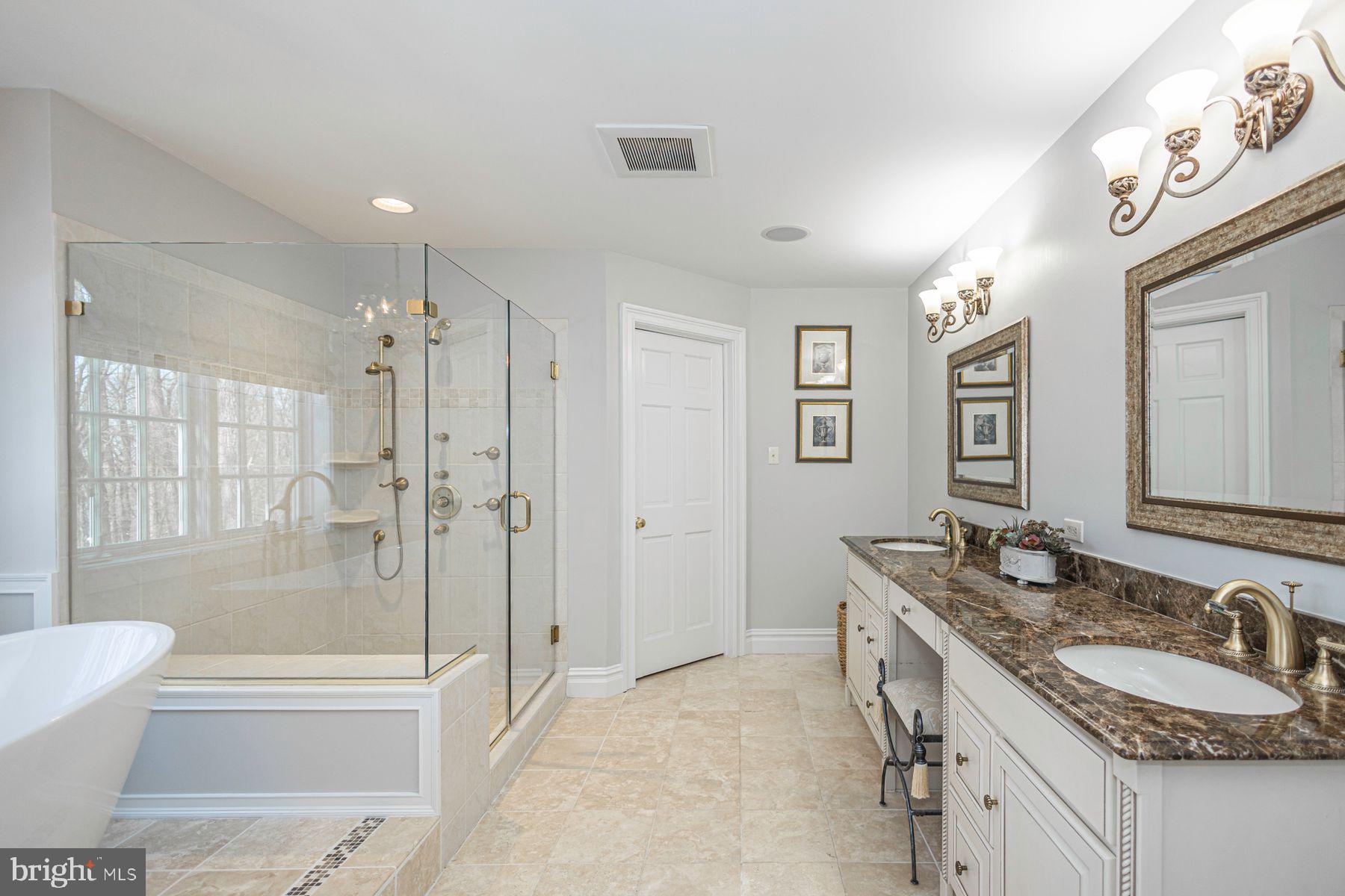 5311 MOUNTAIN TOP ROAD E