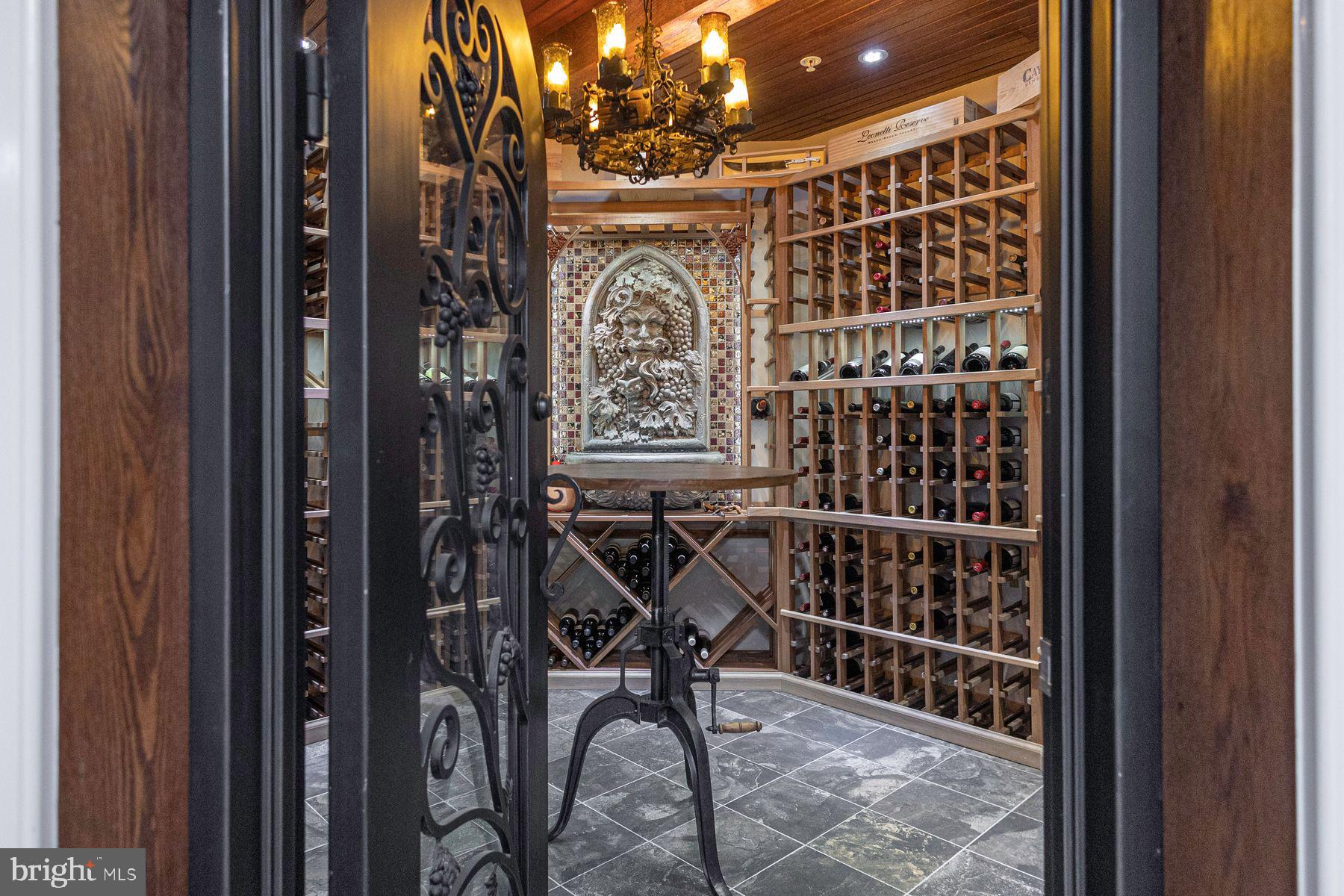 5311 MOUNTAIN TOP ROAD E