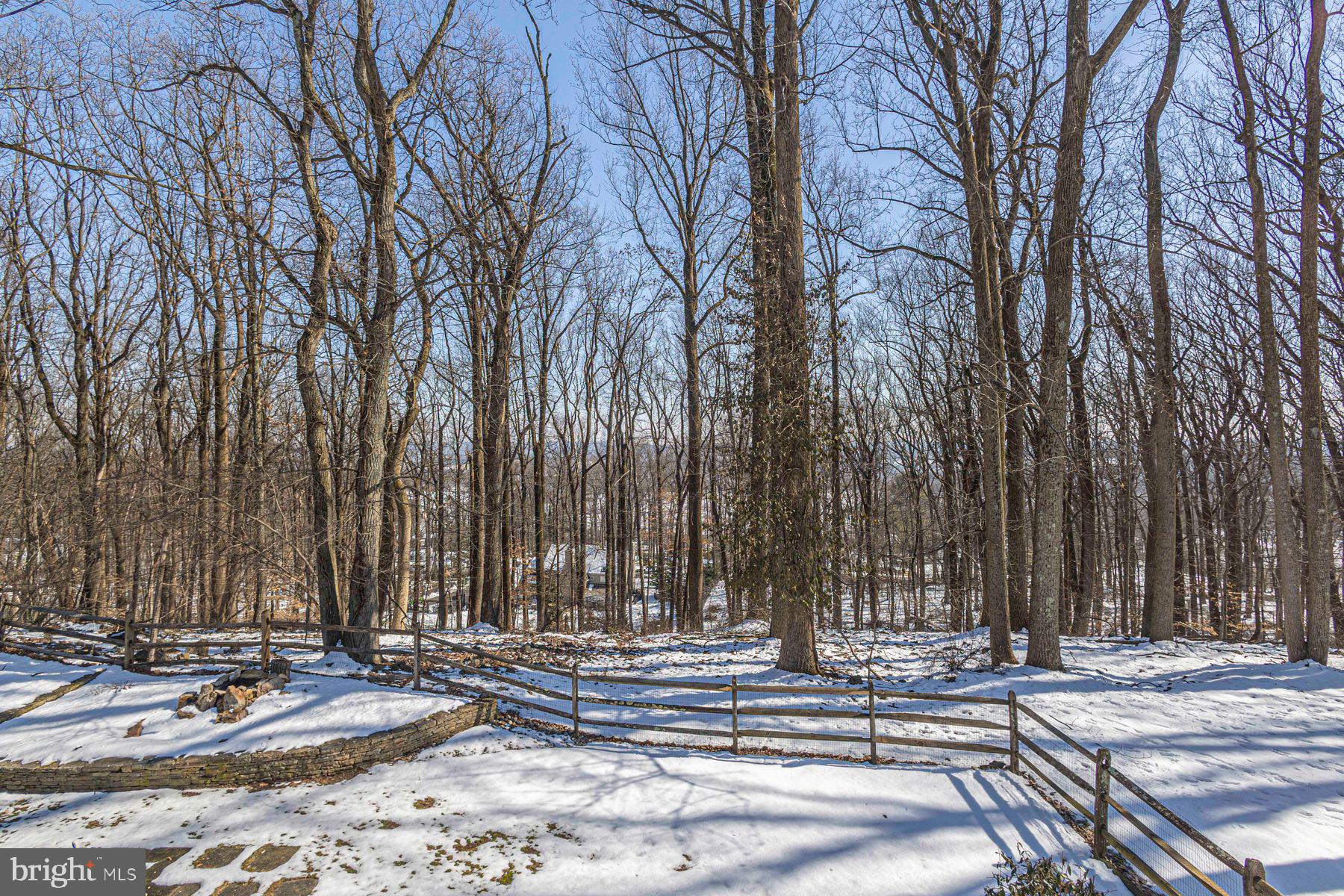 5311 MOUNTAIN TOP ROAD E