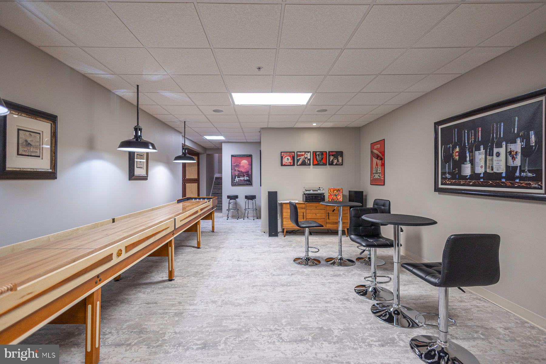 5311 MOUNTAIN TOP ROAD E