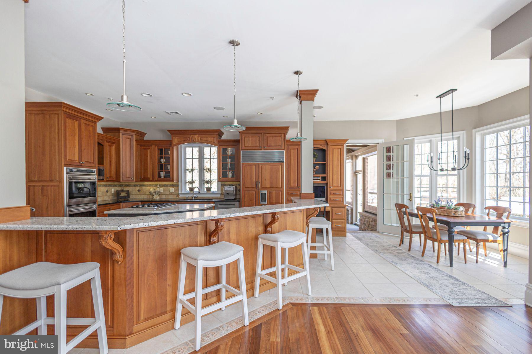 5311 MOUNTAIN TOP ROAD E