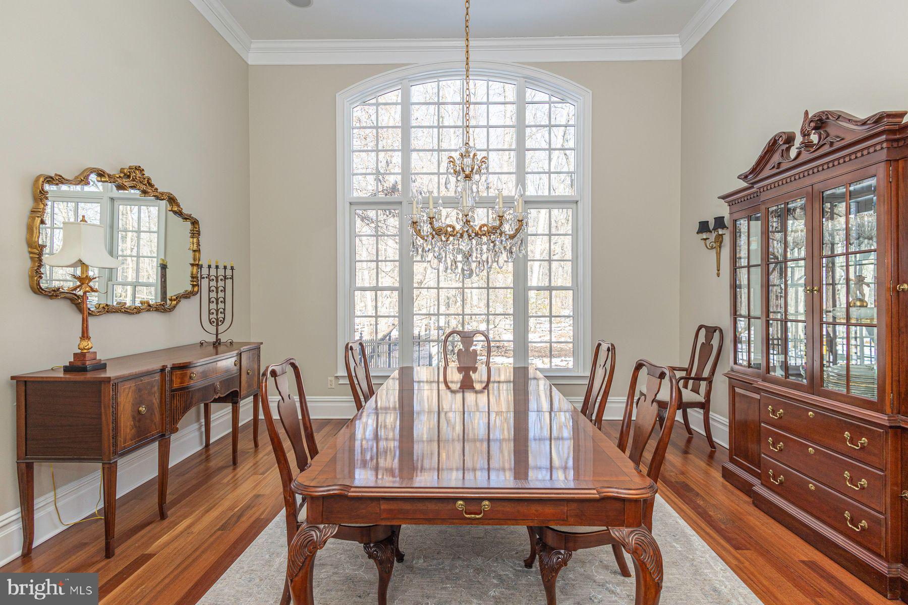 5311 MOUNTAIN TOP ROAD E