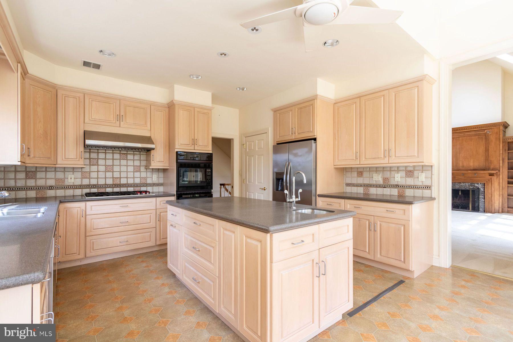 4225 ERICA DRIVE