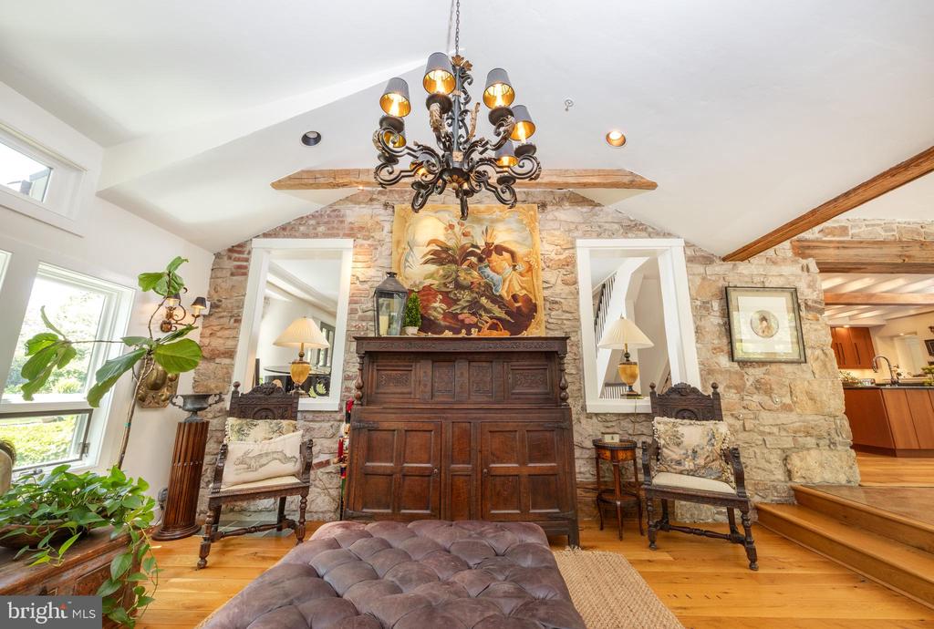 5447 CARVERSVILLE ROAD