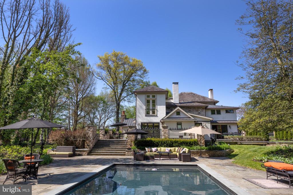 5447 CARVERSVILLE ROAD