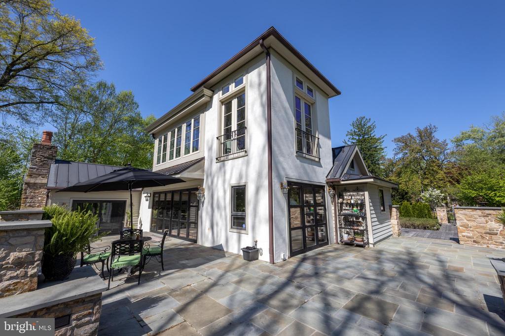 5447 CARVERSVILLE ROAD